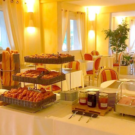 Hotel Le Val Moret Magnant 外观 照片